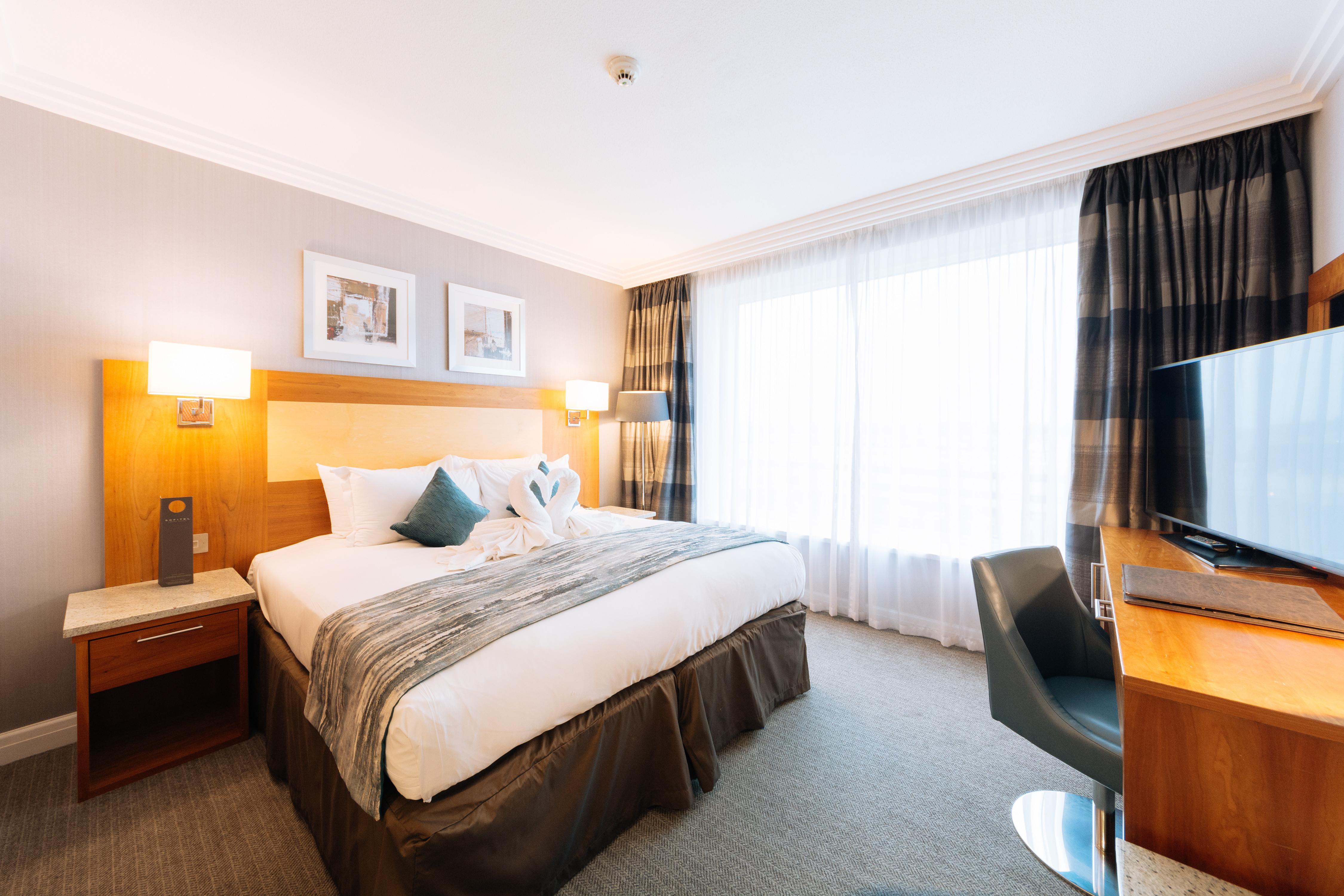 Hotel Sofitel London Gatwick Horley  Esterno foto A room at the hotel